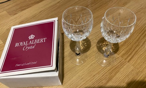 Royal albert lead - royal,