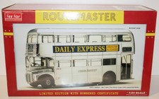 SunStar 1/24 Scale 2903 Routemaster Bus Daily Express RM664 WLT 664 Silver Lady