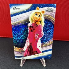 25 Topps Chrome Disney Miss Piggy Blue Mini Diamond #44/150 The Muppets
