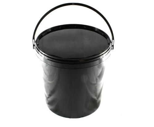 20l black plasticbucket with - 20l,