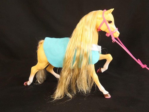 Vintage barbie horse - horse, yellow