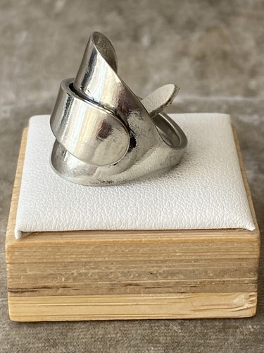 Saddle spoon ring - spoon, p