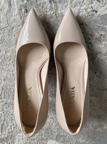 Prada court shoes - prada,