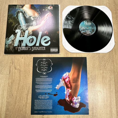 Hole signed nobody - signed, nobody's