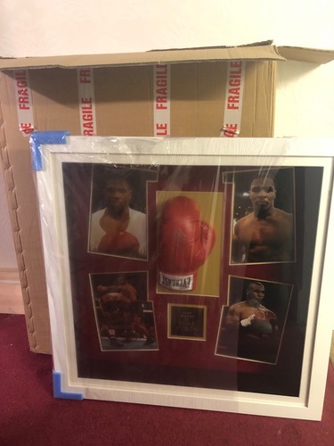 Mike tyson signed red boxing - tyson,