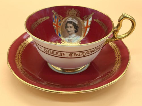 Aynsley china queen elizabeth - aynsley,