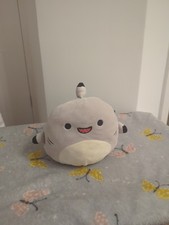 Squishmallows Gordon the Shark