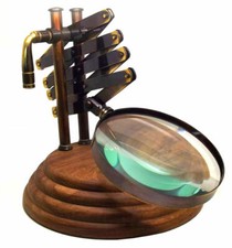 BRASS GORGEOUS WATTS LONDON LARGE DESKTOP ZIG-ZAG MAGNIFYING GLASS