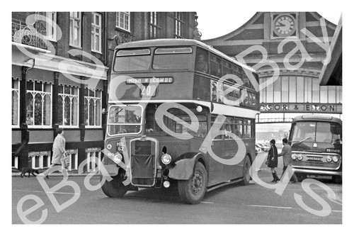 59bus photograph thames - 59bus,