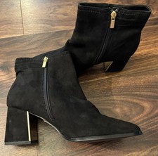 Next Black Forever Comfort