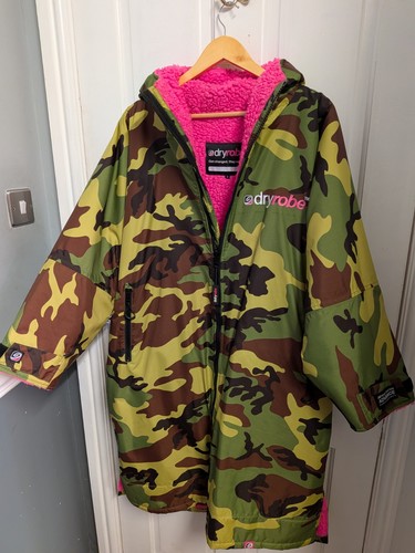 Dryrobe camo pink fleece - &,
