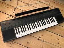 1980s Yamaha PSR-60 Keyboard
