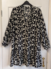 Zara Black & White Ladies