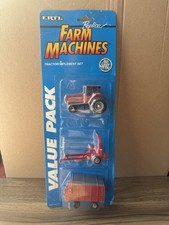 Ertl Farm Machines Tractor /