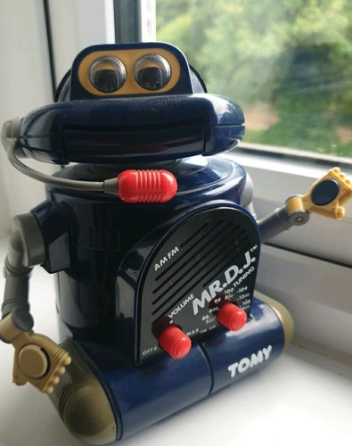 Tomy radio 1983 - tomy, toy