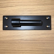 Heavy Duty Wrought Iron Gate Hinge Bracket 16mm Pin in Black no screws
