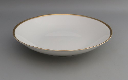 Thomas medallion thick gold - thomas,