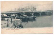 Queen's Bridge Belfast Barge