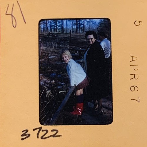 Vintage 1967 35mm color slide - 35mm,