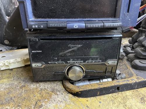 Pioneer double din stereo - double,