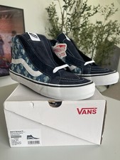 Size 8.5UK 9.5US- VANS Supreme