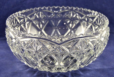 Vintage Detailed Heavy Round CRYSTAL GLASS Display / Servicing Food Fruit BOWL