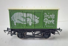 Hornby R216 OO Gauge 4-Wheel "Prime Pork" Box Van Wagon. In Green/White Roof #1