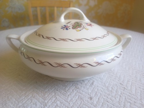 Royal doulton woodland d6338 - doulton,