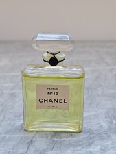 Vintage Chanel No°19 Parfum