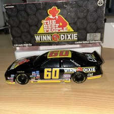 Mark Martin #60 Winn Dixie 1997 Thunderbird 1:24- Scale Stock Car