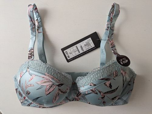 New with tags s - with,