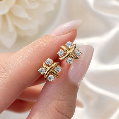 9ct yellow gold cross - 9ct,