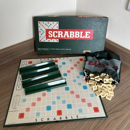 Scrabble board game vintage - ,
