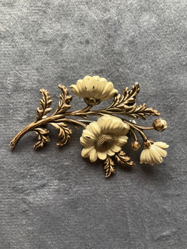 Vintage metal enamel - metal,