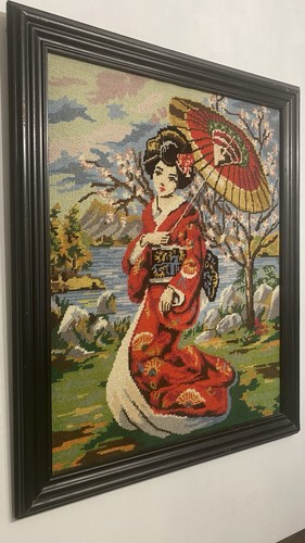 Large oriental geisha lady - large,