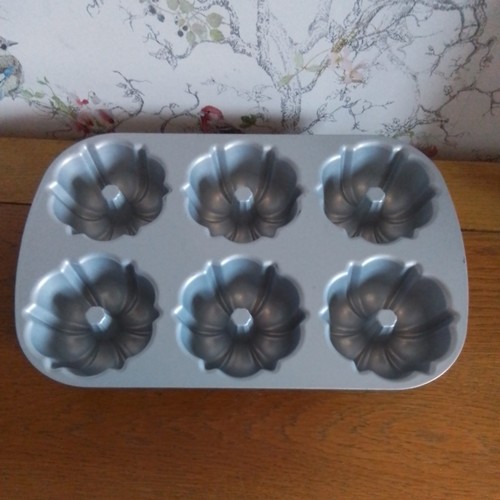 Nordic ware cake - tin,