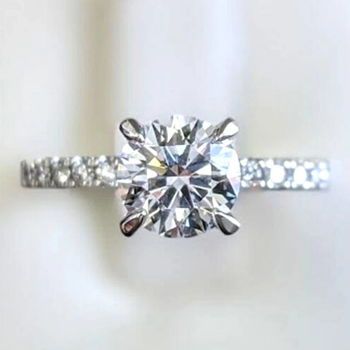 Round cut diamond women - round, 3