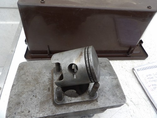Suzuki 550 barrel - r/h,