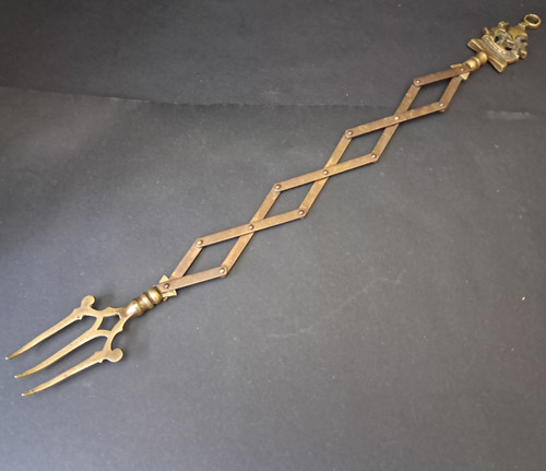 Vintage brass extending - brass,