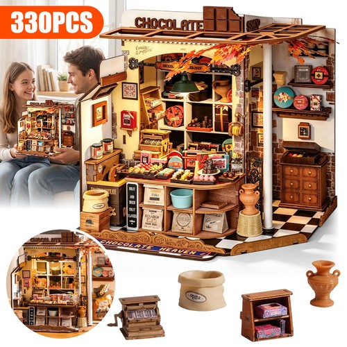Wooden model building henry - wooden, henry's