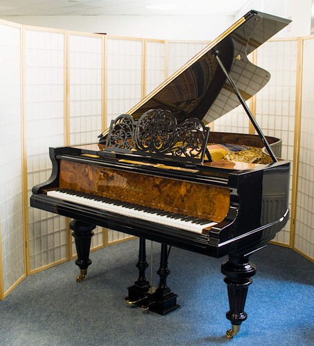 Blüthner grand piano with - blüthner,