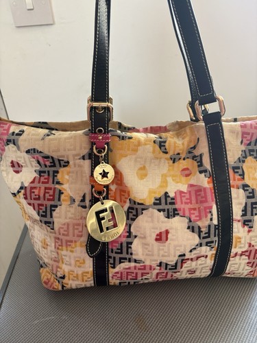 Fendi zucchino flower print - fendi,