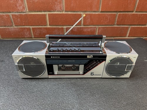 Sanyo m7735l boombox with - boombox,