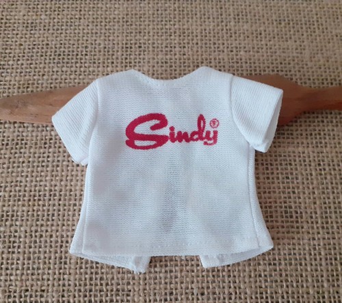 Sindy dolls weekender top - dolls, 1977
