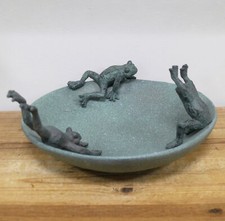 Frog Bowl Birdbath Garden