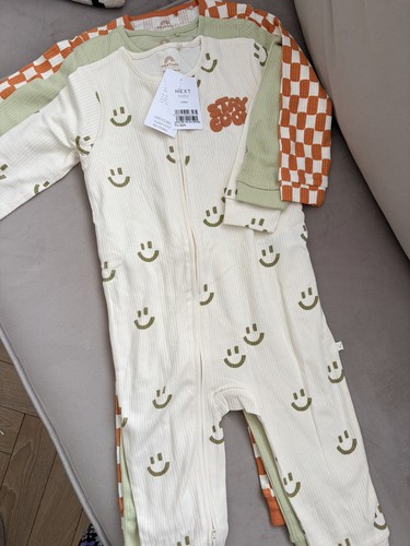 Bnwt next baby boy - 3, zip