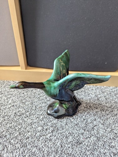 Blue mountain canadian pottery - blue,