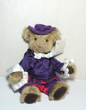 Vintage style tudor teddy bear - tudor,