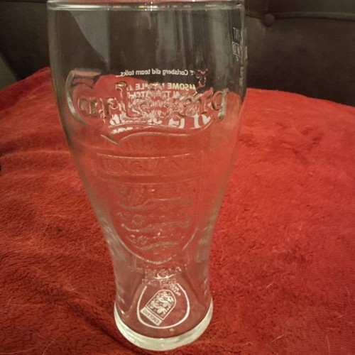 Carlsberg england pint glass - glass,