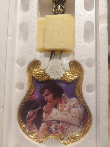 Elvis presley guitar - presley, plate